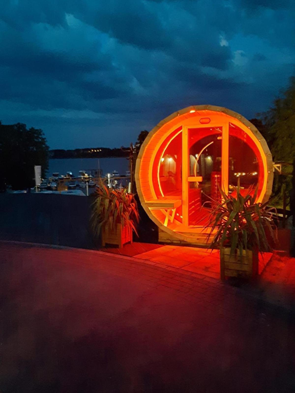 Czapla Stare Sady Bed & Breakfast Mikołajki Dış mekan fotoğraf